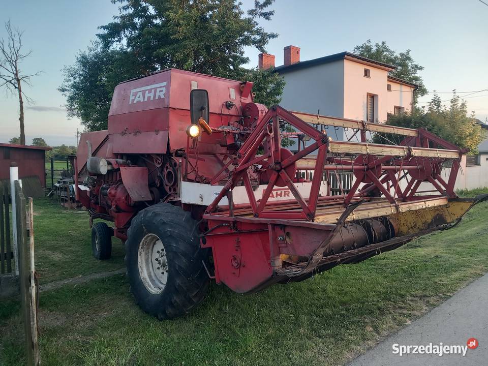 Kombajn zbożowy Deutz Fahr M88S sieczkarnia Wielkie Drogi