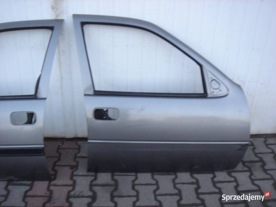 OPEL VECTRA A drzwi przód tył lewe prawe Rok produkcji 1989 Nowy Dwór Gdański