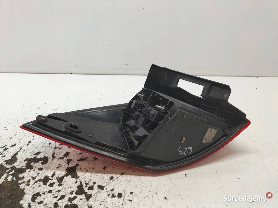 LAMPA TYŁ PRAWA KOMBI Renault Laguna III 2007 sprzedam