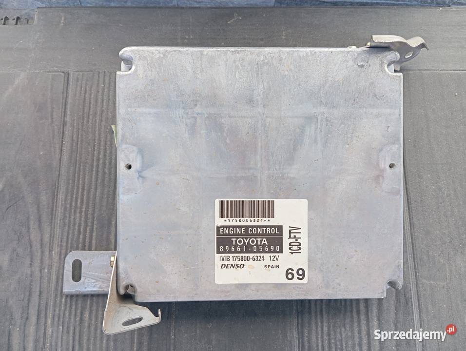 Toyota Avensis T250 Sterownik Moduł ECU osobowe Lubin