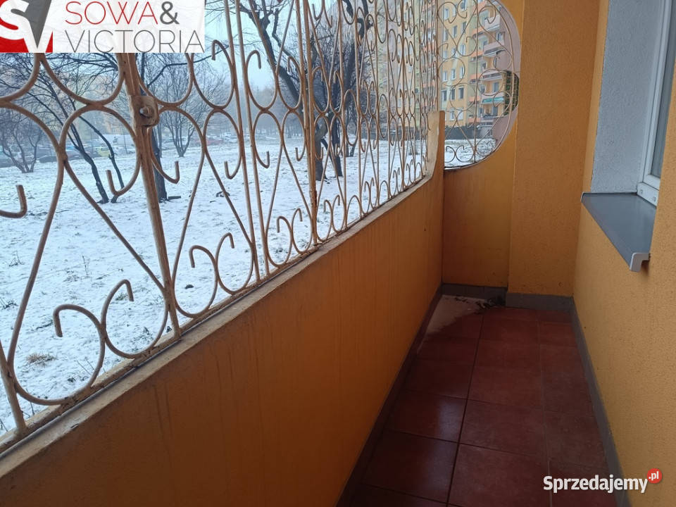 Dwupokojowe mieszkanie na Podzamczu Liczba pokoi 2 Wałbrzych