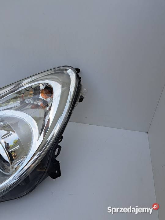 OPEL CORSA LAMPA PRZÓD PRZEDNIA LEWA EUROPA Słowikowo