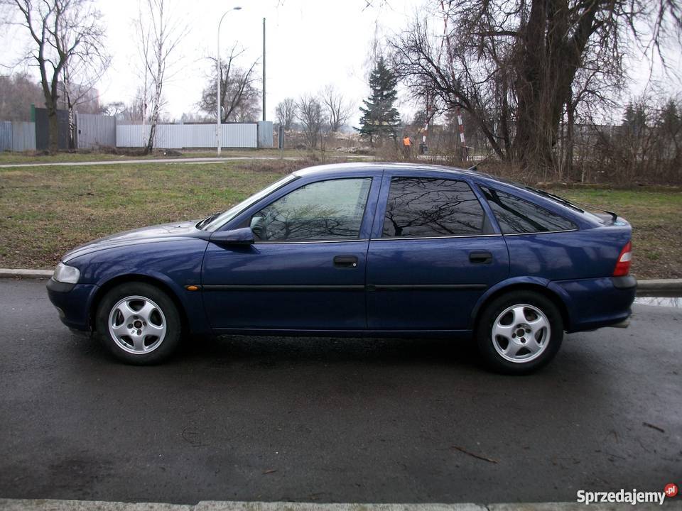 Opel Vectra B BG sekwencja Ostrowiec Świętokrzyski