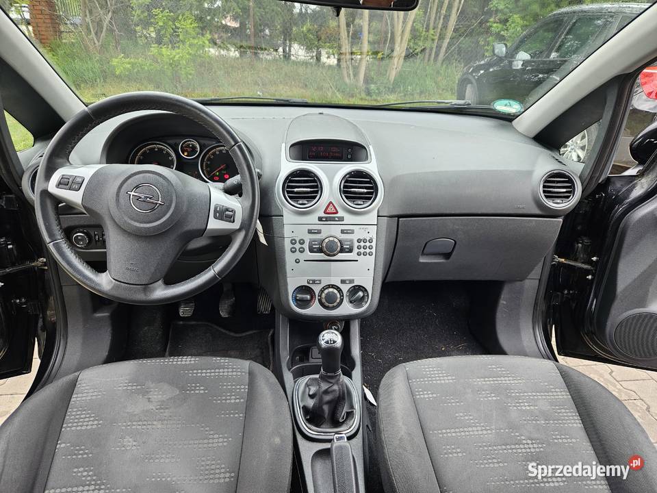 Opel Corsa D 12 benzyna 85 2011r Lift Ładny łódzkie Nieborów