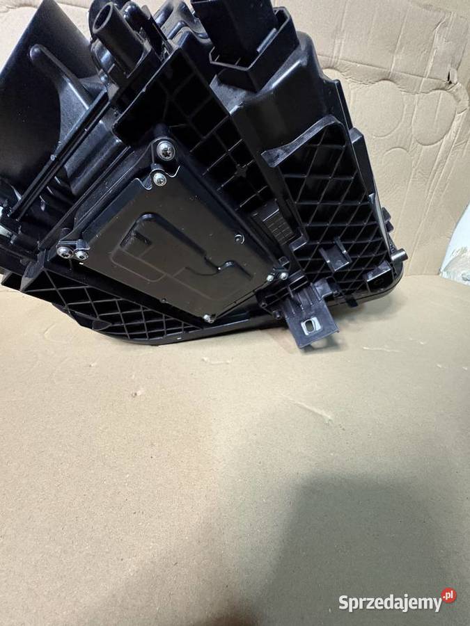 Mercedes B Klasa W247 Lampa Przód Lewa Prawa sprzedam