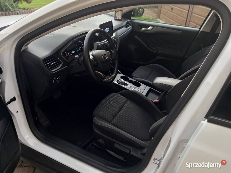 Ford Focus MK4 15 ecoblue Titanium