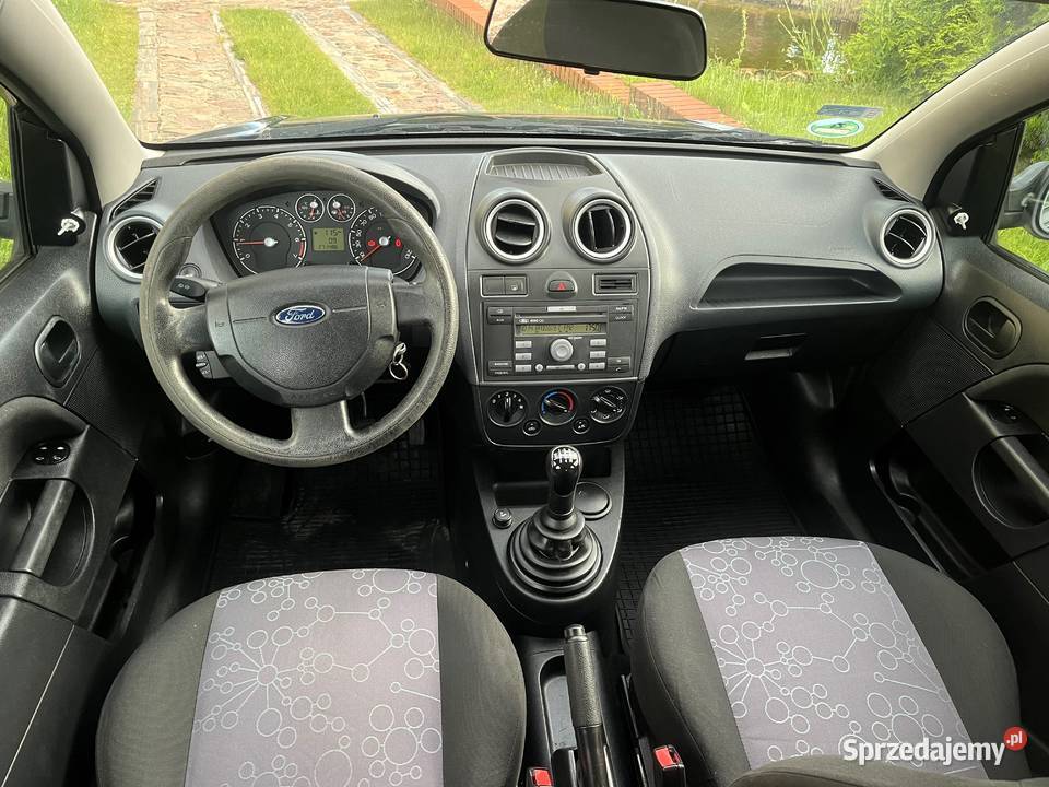 Ford Fiesta 13 Benzyn Klimatyzacja lakier metallic Suwałki sprzedam
