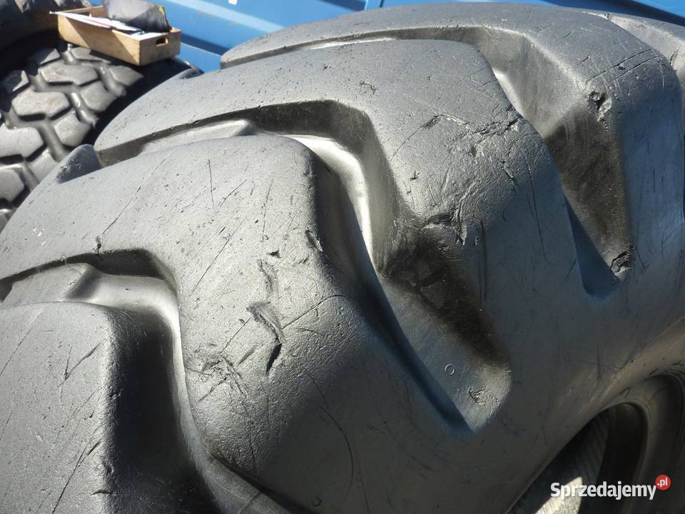 Opona używana przemysłowa 26525 265R25 KUMHO Zaścianki