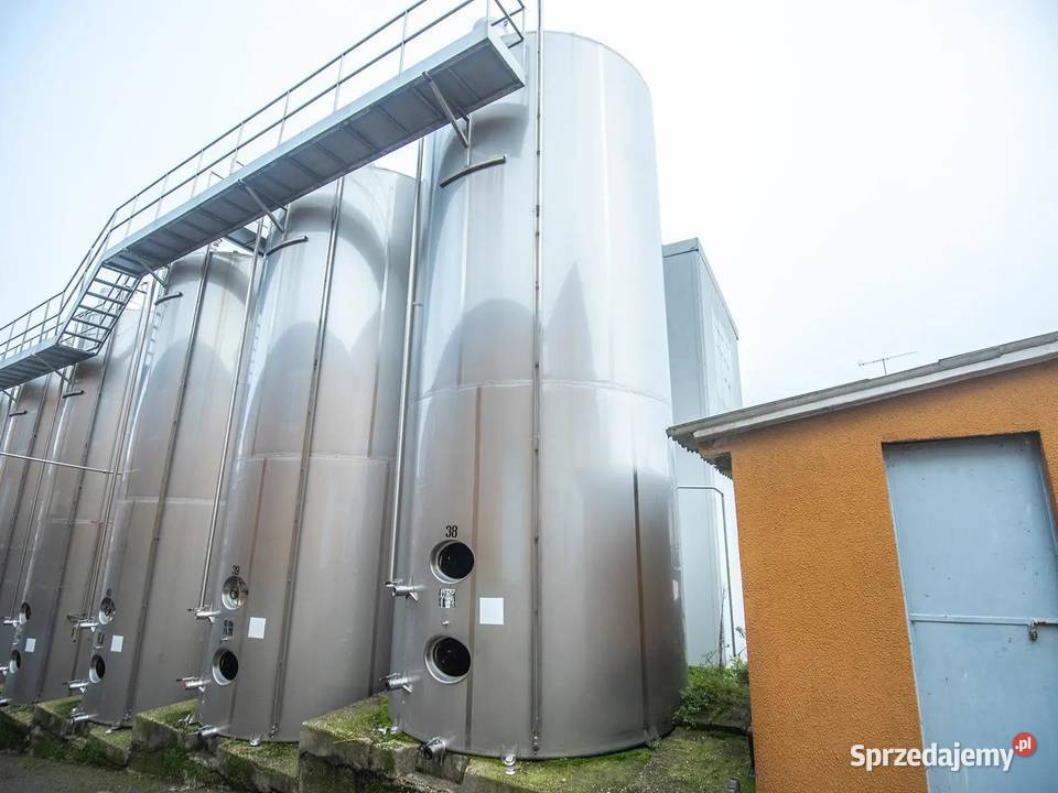 Zbiornik kwasoodporny 50000L Przysucha sprzedam