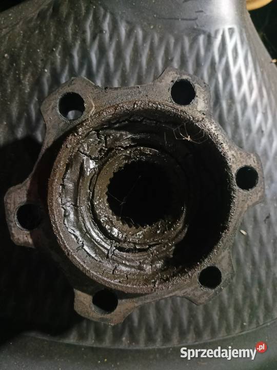Sprzęgiełko piasty mostu Nissan Patrol K160 Rzeszów