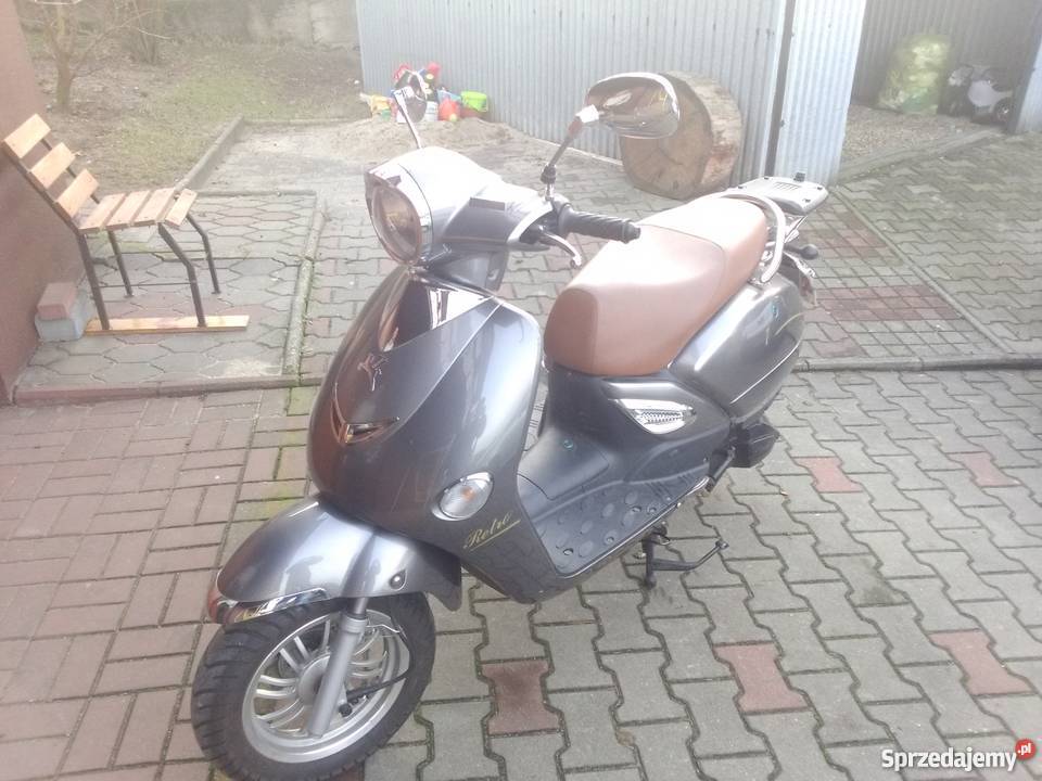 okazja sprzedam skuter ROMET RETRO 7 125 na Świerklany sprzedam