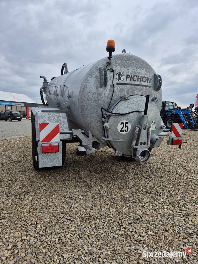 Wóz asenizacyjny Pichon TCI12600 Sierpc