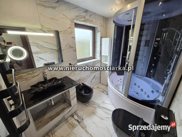 sprzedaży domu wolnostojącego 206m2 Łaziska 2 piętra sprzedam