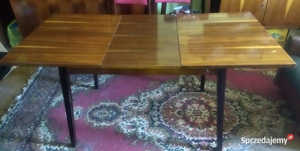 Stół rozkładany z czasów PRL krzesla Meble do salonu Jędrzejów