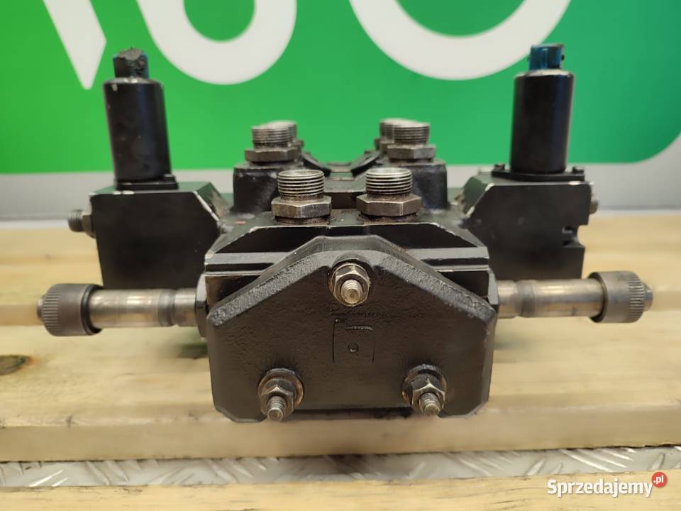 Rozdzielacz hydrauliczny 200071943013 BUCHER wielkopolskie Wilkowo