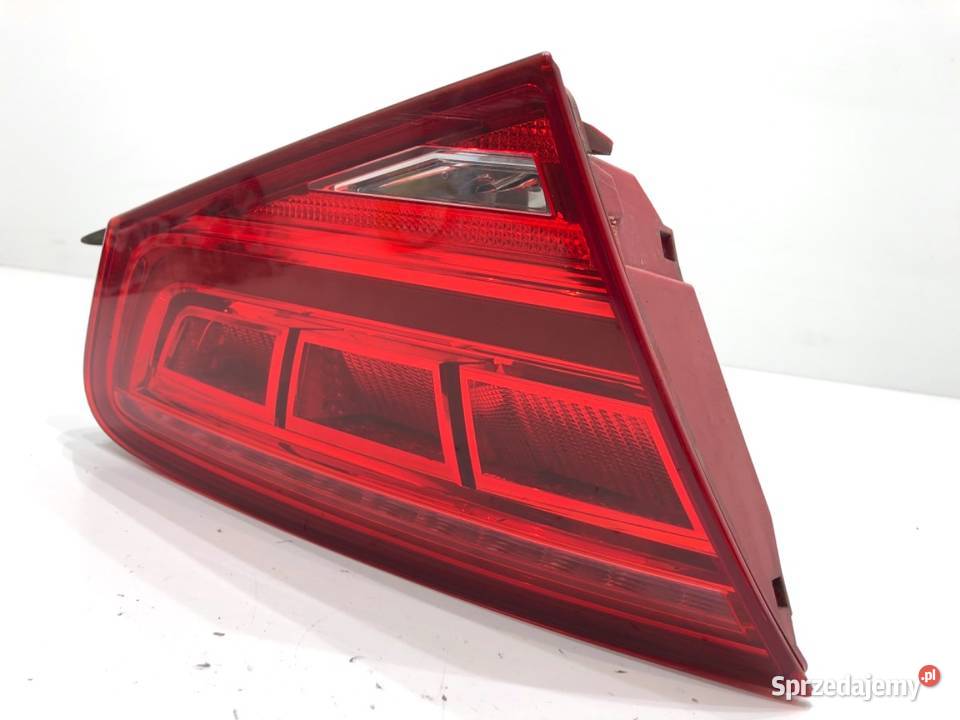 LAMPA TYŁ LEWA WEWNĘTRZNA AUDI A8 D4 4H0945093
