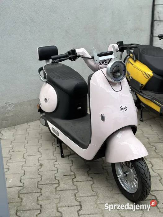 Różowy Skuter Elektryczny Vespa nowy bez prawa podlaskie Białystok