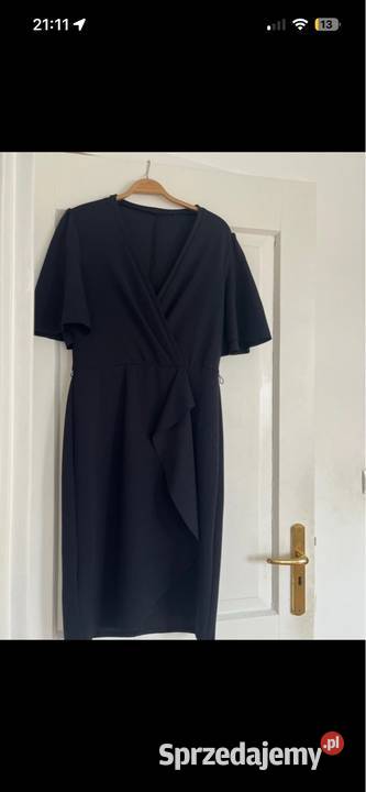 Wieczorowa sukienka Hyżne sprzedam