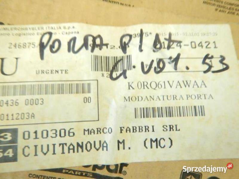 LISTWA DRZWI LEWA CHRYSLER VOYAGER 0102 ORYGINAŁ Listwy i nakładki lubelskie