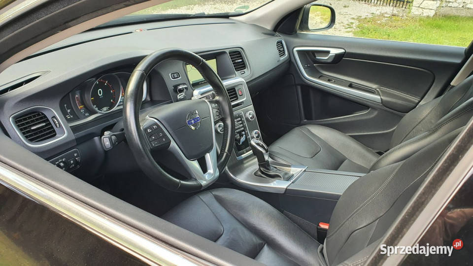 Volvo S60 20 D3 150 Momentum NAVI Automat Skóra Sedan / Limuzyna świętokrzyskie Chmielnik sprzedam