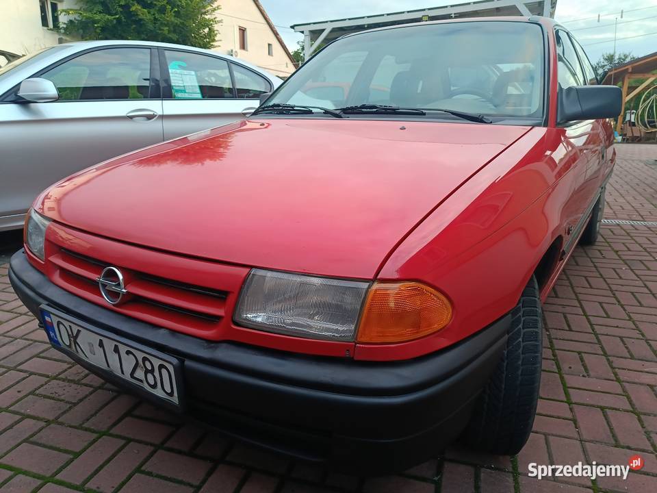 Opel Astra 14 Kat benzyna 32 Lata Fajny Stan Opel sprzedam