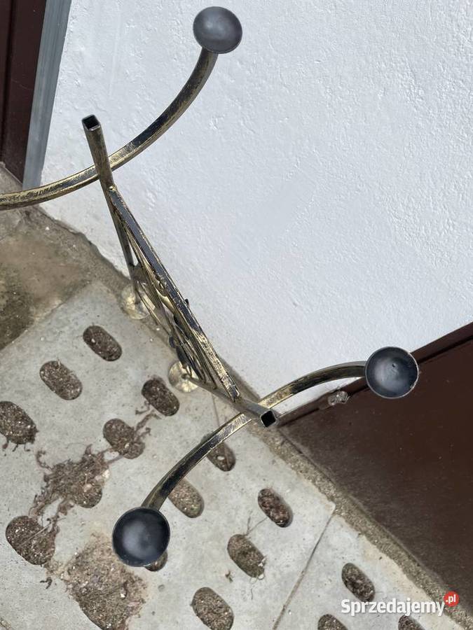 metalowy świecznik podłogowy Pozostałe Pruszcz Gdański sprzedam