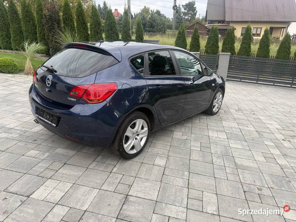 Opel Astra 14 Turbo Bogata wersja bluetooth Astra podkarpackie Rzeszów