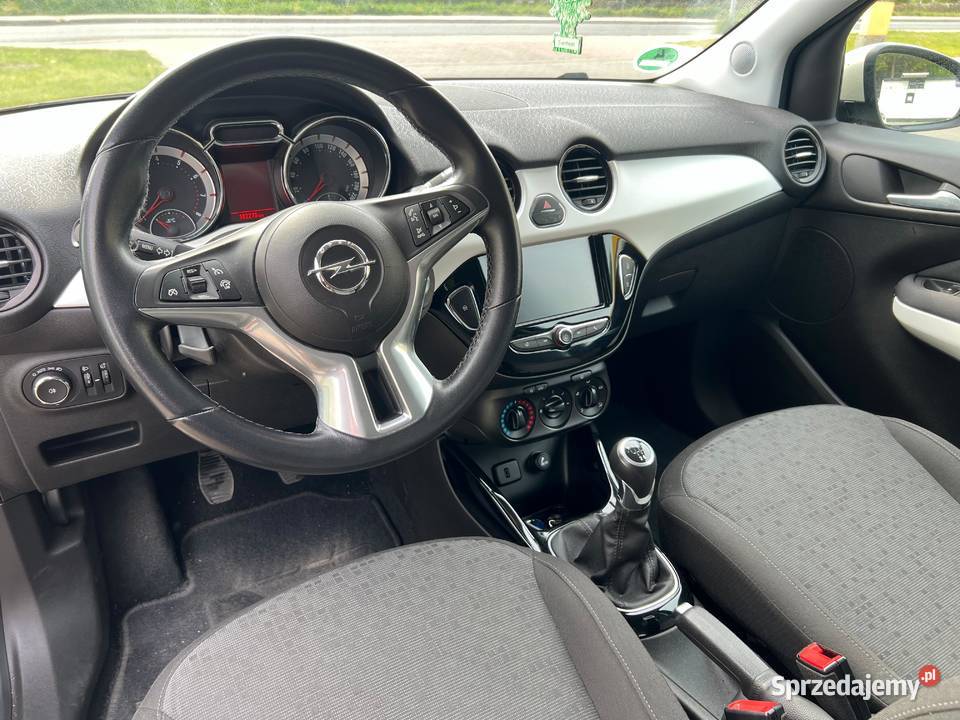 Sprzedam bezwypadkowy Opel Adam 12 2017 r Samochody osobowe Szczecinek