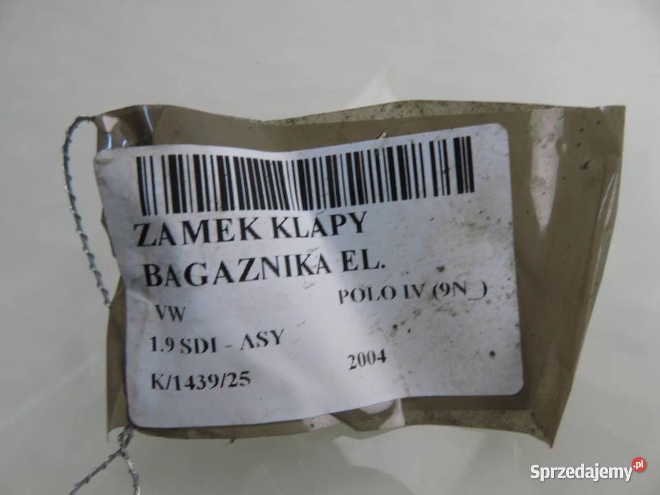 ZAMEK KLAPY VW POLO IV 9N 6Q6827505B