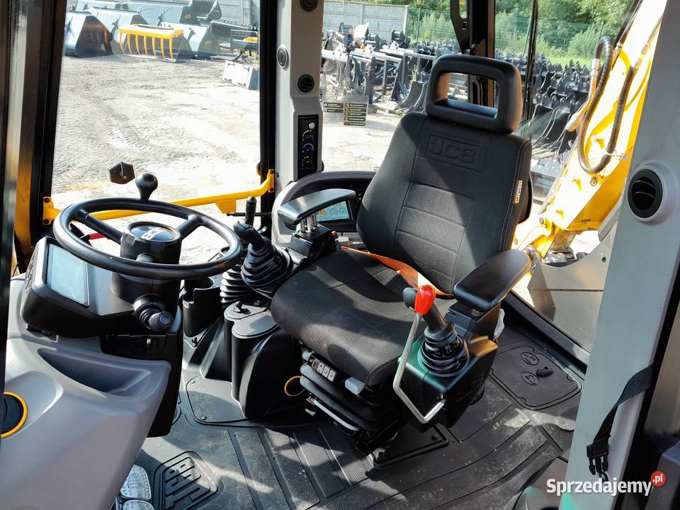 JCB 3CX AEC 2021R KOPARKOŁADOWARKA CASE CAT Koparko ładowarki Krotoszyn