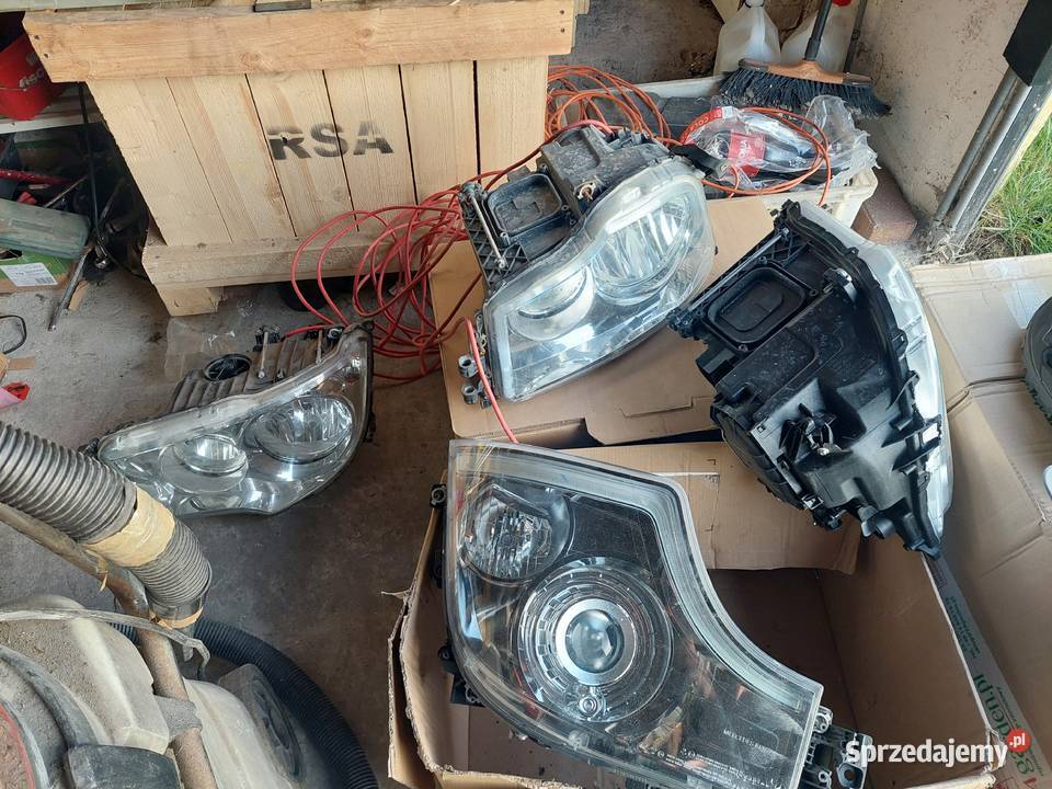 Lampy 212 Volvo Qashqai inne osobowe Lampy przednie Koszalin sprzedam