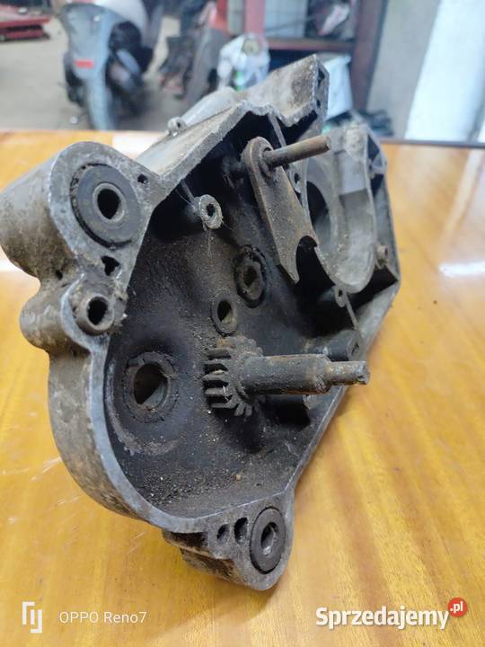 Lewy karter silnika 023 Komar motorynka Łubno