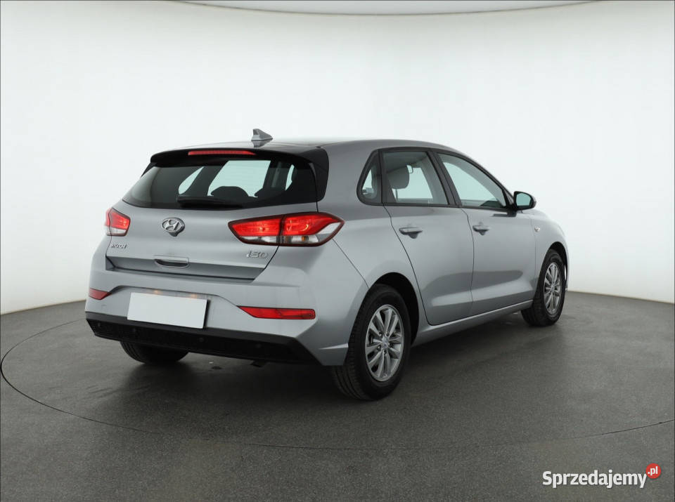 Hyundai i30 15 DPI asystent pasa ruchu i30 Piaseczno