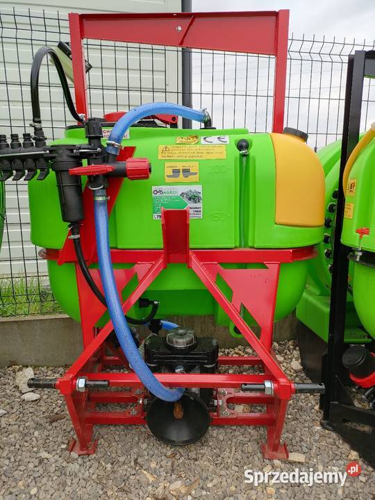 Opryskiwacz polowy zawieszany sokół 300l