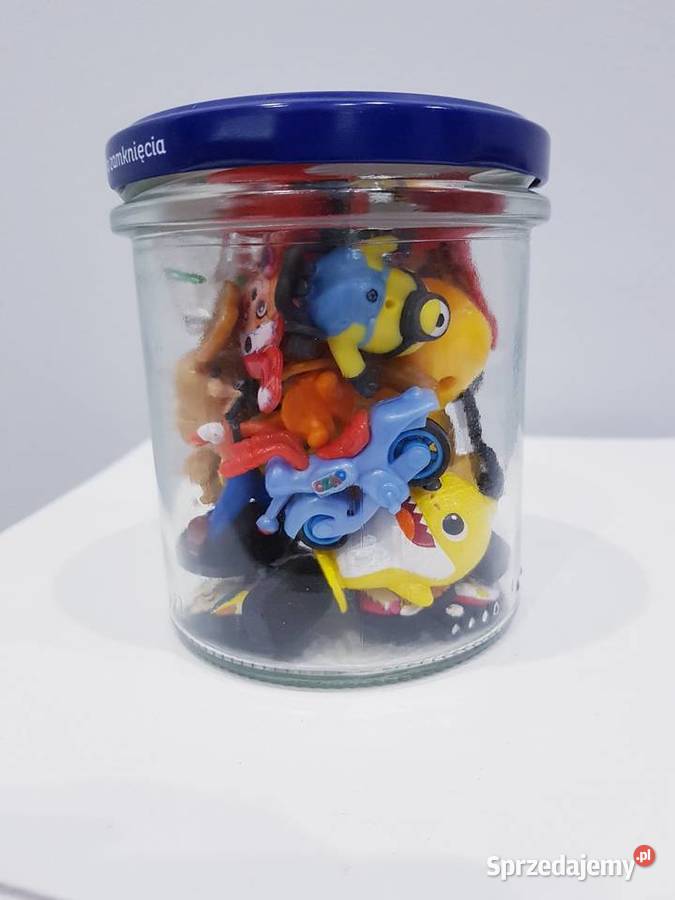 Słoik z figurkami zabawkami dzieci Dąbrowa Górnicza