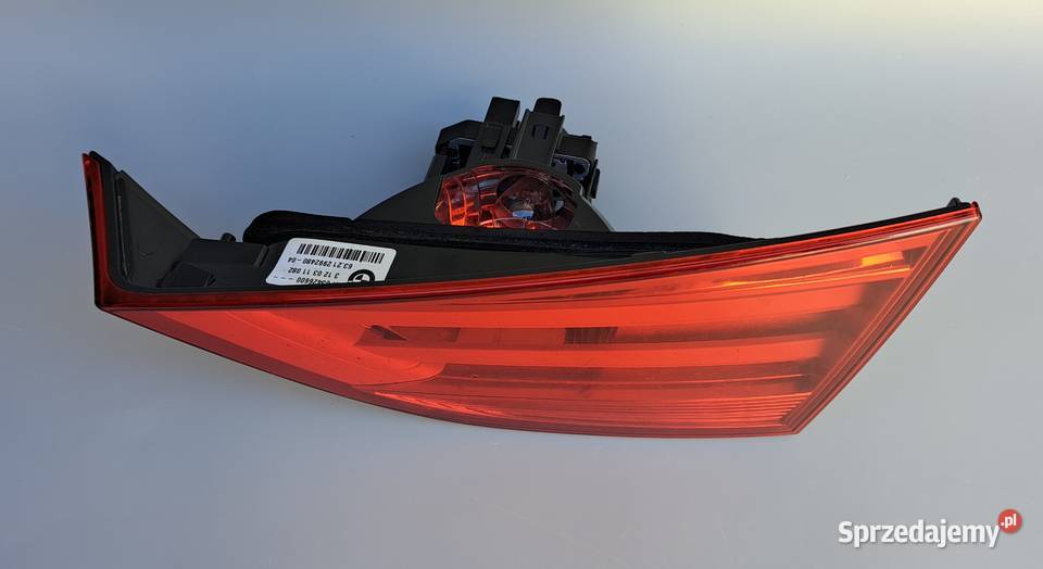 Lampa Tylna Prawa BMW X1 E84 W Klapę Oryginał Lampy tylne Mielęcin