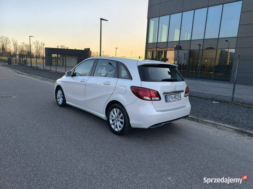 Mercedes B 160 B Klasa 16 Turbo 2016r 122 asystent pasa ruchu Pabianice