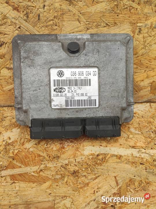 STEROWNIK SILNIKA KOMPUTER 036906034DD IAW4MVDD osobowe śląskie