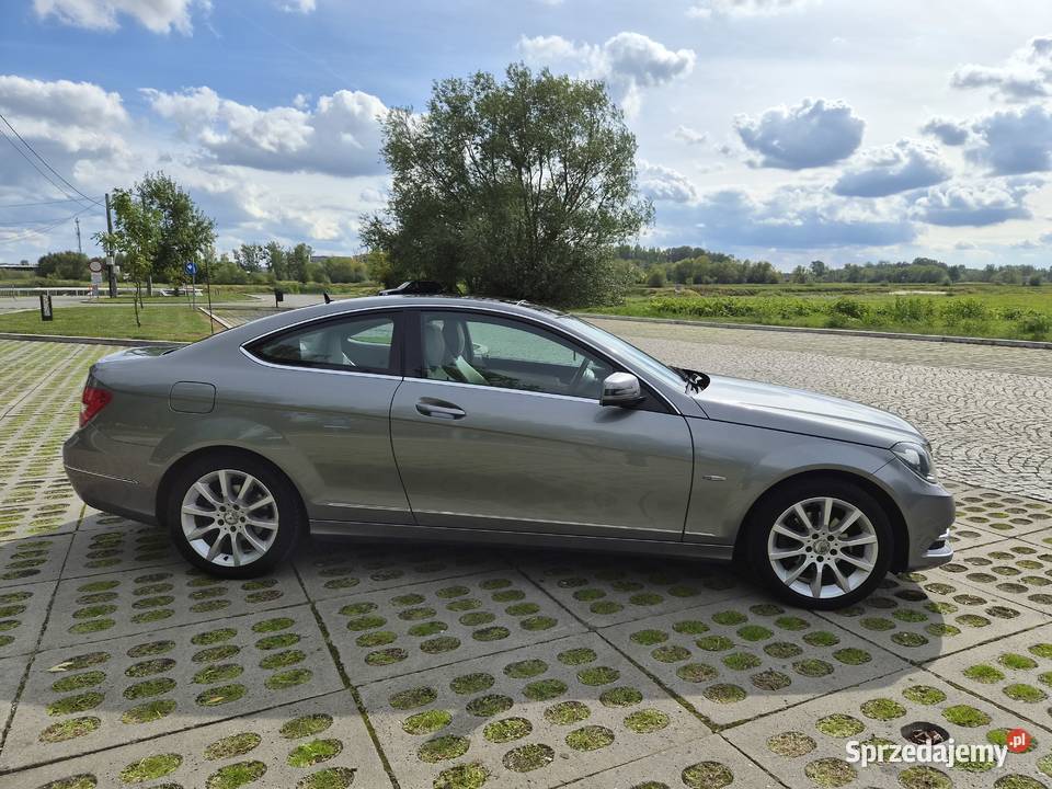 Mercedes C Coupe 18 CGI 156 Piękny jasny środek tempomat świętokrzyskie Sandomierz