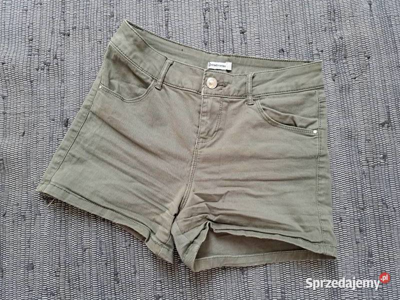 Krótkie zielone spodenki Stradivarius rozmiar 34 pomorskie Trąbki Wielkie