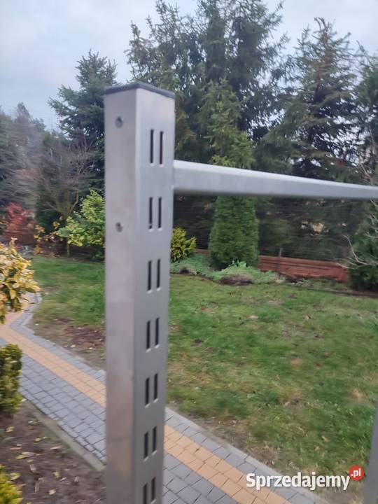 Metalowy wolno stojący wieszak na ubrania 125cm Meble Dulcza Wielka sprzedam