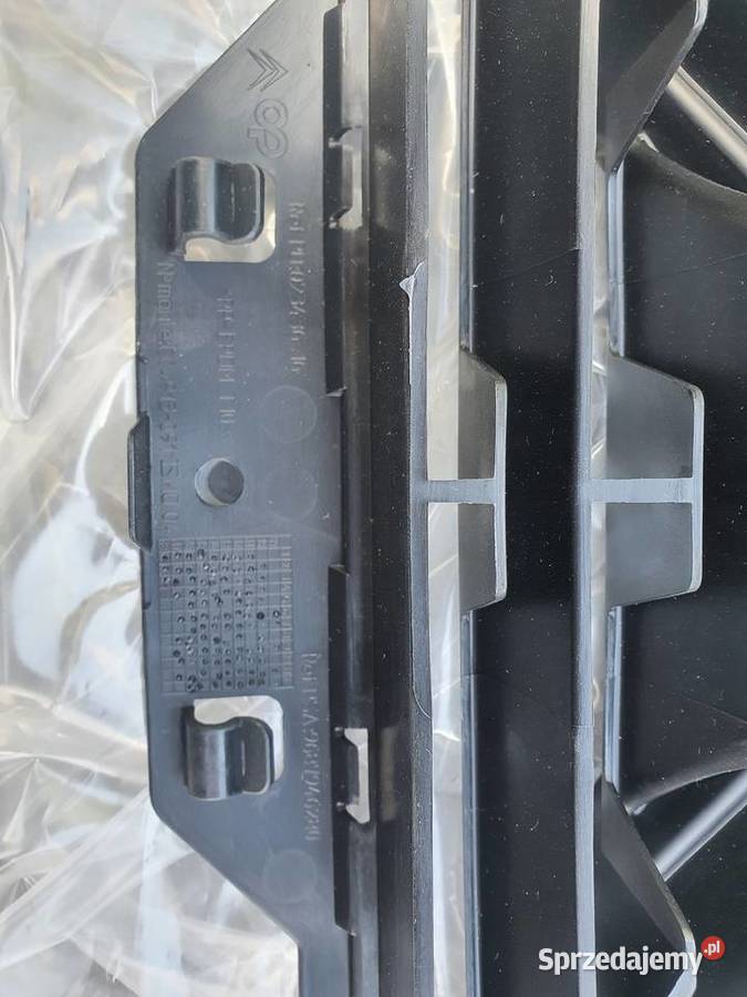 Atrapa chłodnicy grill Citroen C4 B7 20102015 Słupia