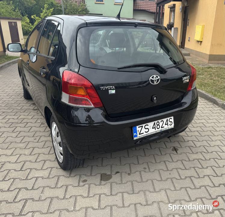 Toyota Yaris II 133 Dual VVTi pierwszy Szczecin