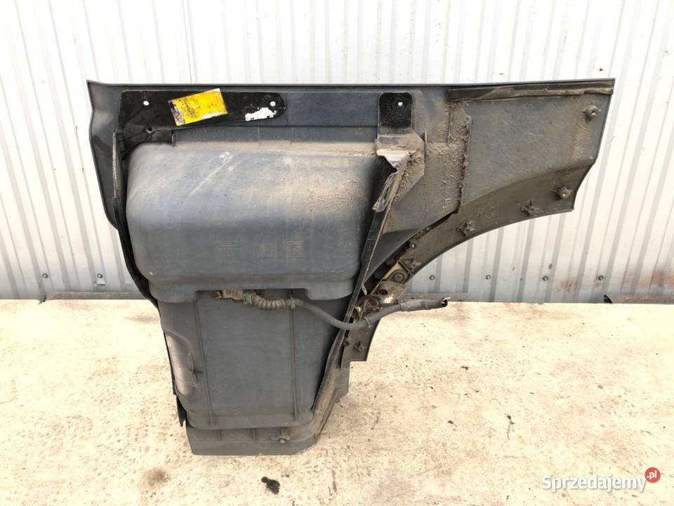 STOPIEŃ KABINY PRAWY DAF XF 129 462