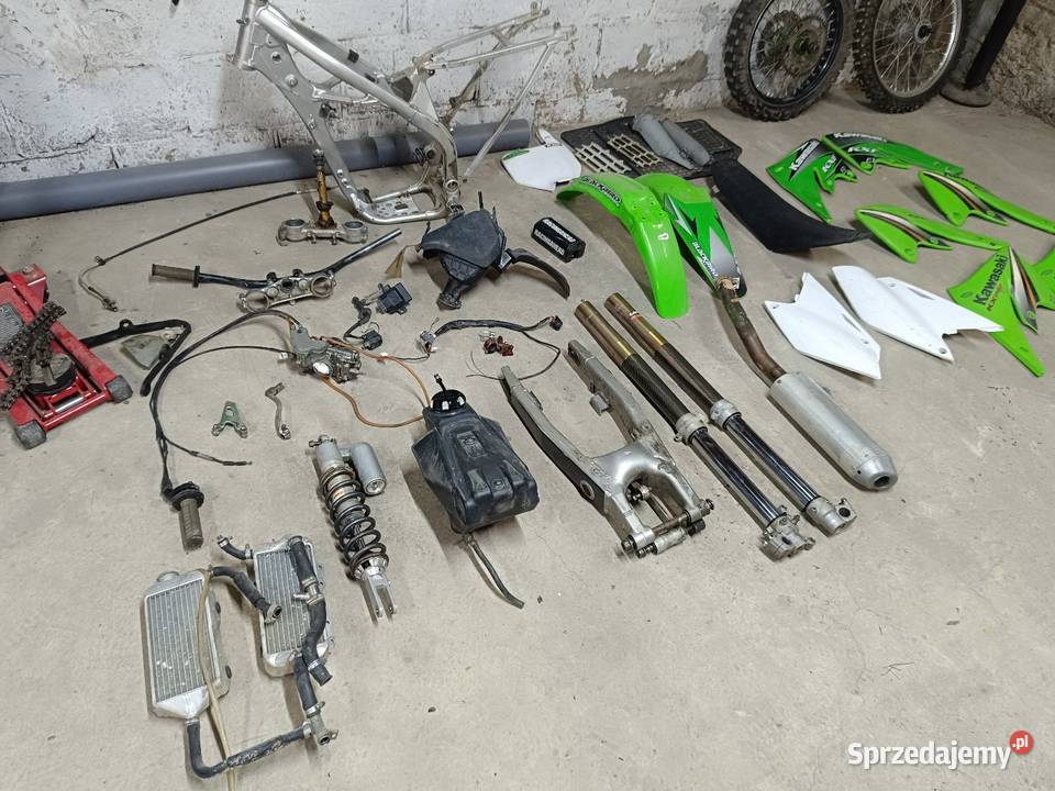 posiadam dużo części do kawasaki kxf i Suzuki czterosuwowy lubelskie Chełm