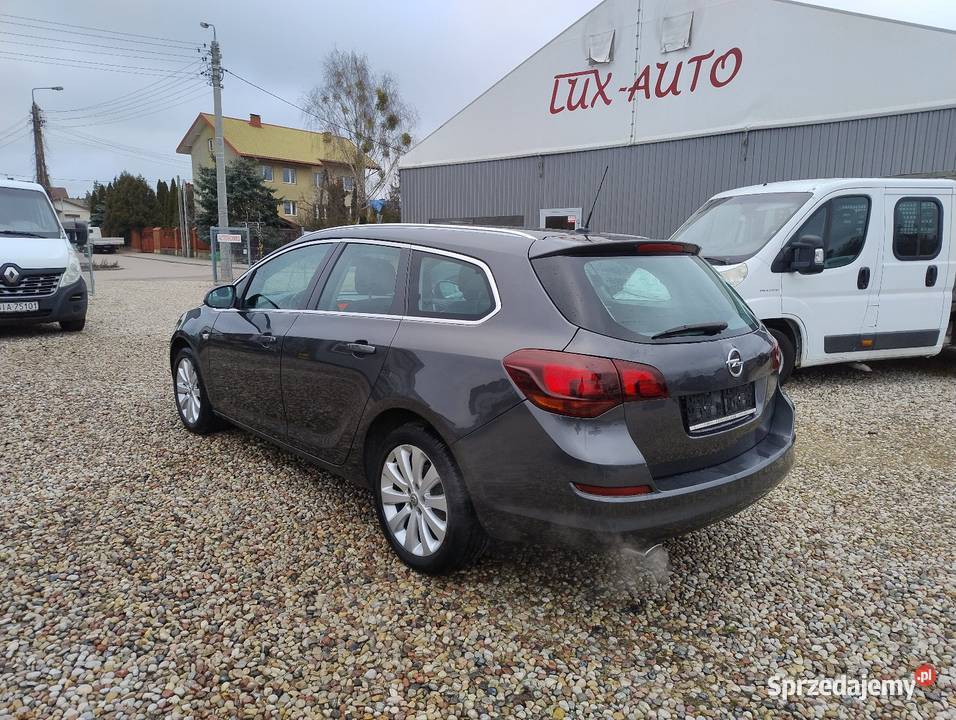 Opel Astra 14 Turbo ledy pół skóry nieuszkodzony Białystok