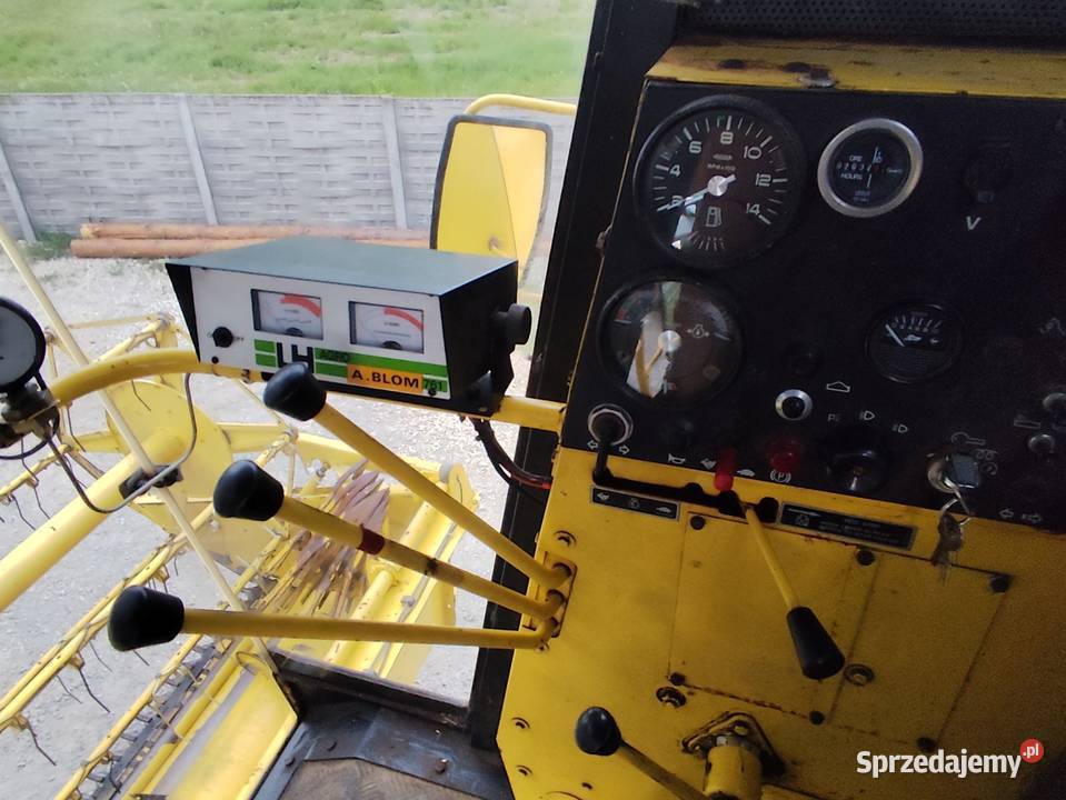 Kombajn Holland 8030 8040 rura hydrauliczna