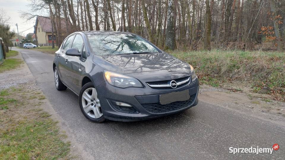 Opel Astra J benzyna 14 pierwszy właściciel Astra Niepołomice sprzedam