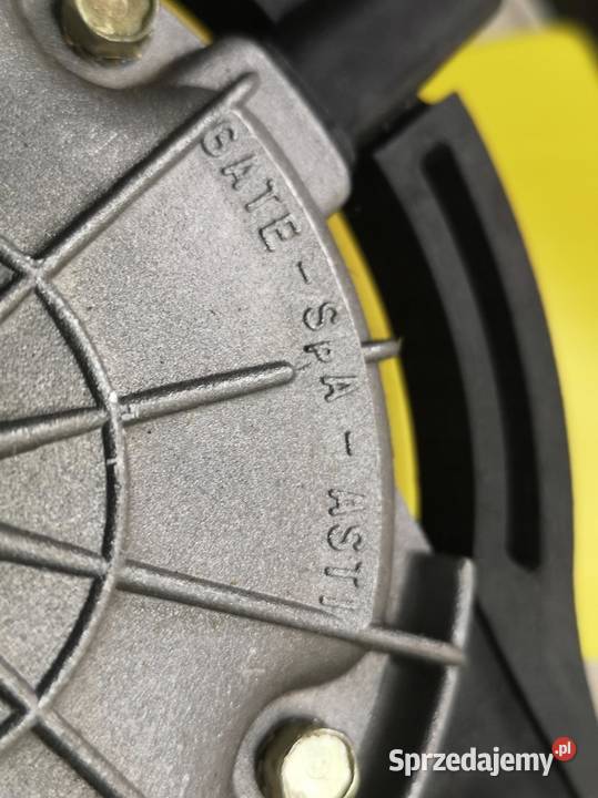 WENTYLATOR CHŁODNICY FIAT CROMA 19901996 NOWY Pióra wycieraczek Akcesoria samochodowe lubelskie