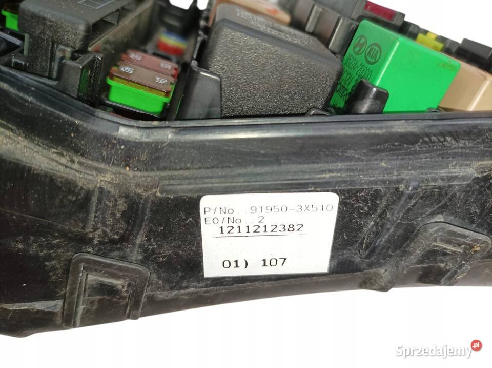 SKRZYNKA BEZPIECZNIKÓW 9121706853 Hyundai i30 II osobowe Części samochodowe